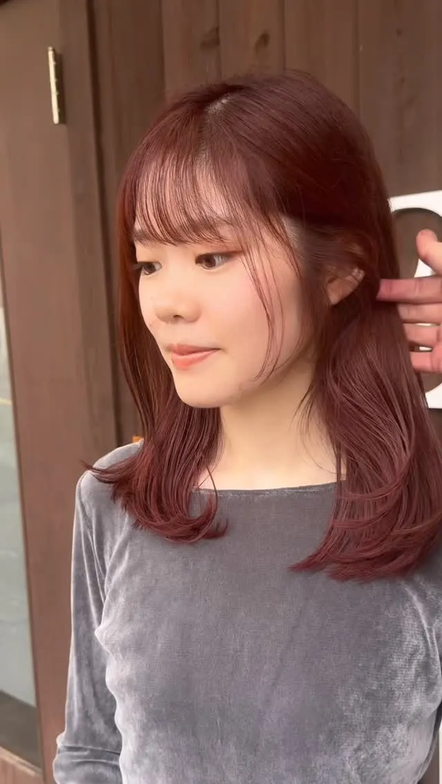 ほんのり深みのあるピンクブラウンで